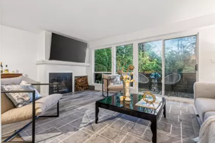 8218 Forest Grove Drive, Burnaby, BC, Burnaby — Townhouse for sale