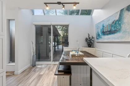 Guest Bathroom Photo of 8218 Forest Grove Drive, Burnaby, BC