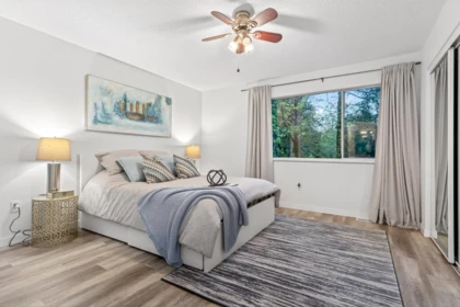 Mudroom Photo of 8218 Forest Grove Drive, Burnaby, BC