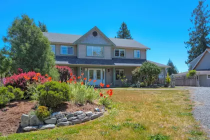 1223 Sunnyside Road, Gibsons, BC, Gibsons — Single Family Residence for sale