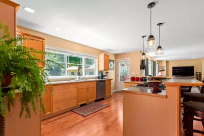 Primary Bedroom Photo of 1223 Sunnyside Road, Gibsons, BC