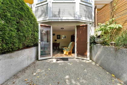 Outdoor Deck Photo of 408 E 2nd Street, North Vancouver, BC
