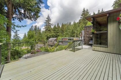 Garden / Landscaping Photo of 550 Ventura Crescent, North Vancouver, BC