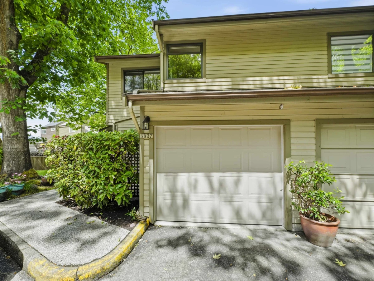 Exterior Rear Photo of 5837 Mayview Circle, Burnaby, BC