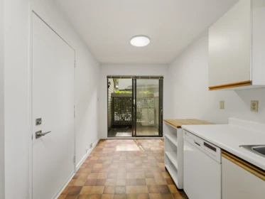 Walk-In Closet Photo of 5837 Mayview Circle, Burnaby, BC