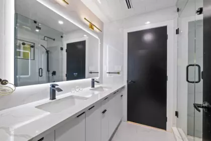 Guest Bathroom Photo of 3812 Dalkeith Drive, North Vancouver, BC