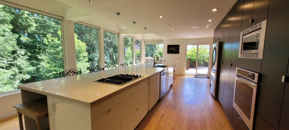 Dining Area Photo of 5344 Cliffridge Avenue, North Vancouver, BC