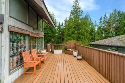 Entry Foyer Photo of 5344 Cliffridge Avenue, North Vancouver, BC