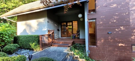 5344 Cliffridge Avenue, North Vancouver, BC, North Vancouver — Single Family Residence for sale
