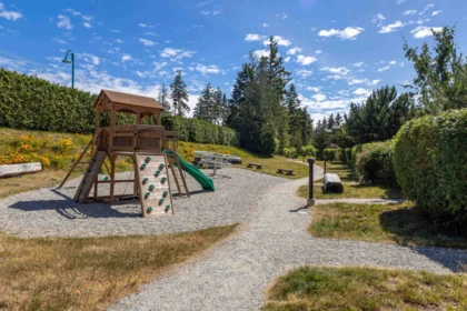 Garden / Landscaping Photo of 5946 Oldmill Lane, Sechelt, BC