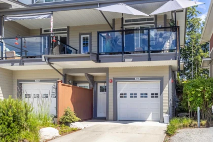 Outdoor Deck Photo of 5946 Oldmill Lane, Sechelt, BC
