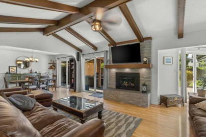 Breakfast Nook Photo of 34629 Ascott Avenue, Abbotsford, BC