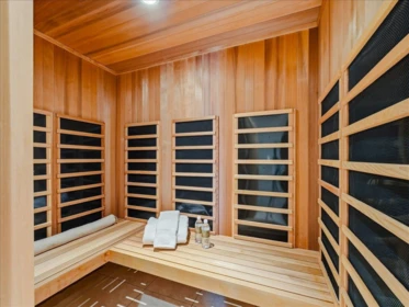 Hot Tub / Spa Photo of 6210 Overstone Drive, West Vancouver, BC