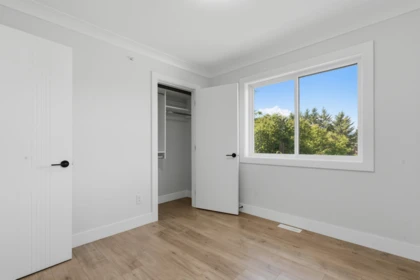 Basement Recreation Room Photo of 32611 Cherry Avenue, Mission, BC