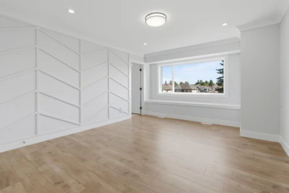 Entry Foyer Photo of 32611 Cherry Avenue, Mission, BC