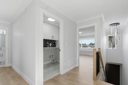 Mudroom Photo of 32611 Cherry Avenue, Mission, BC