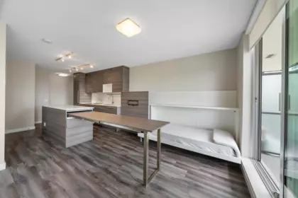 Kitchen Island Photo of 805 13398 104 Avenue, Surrey, BC