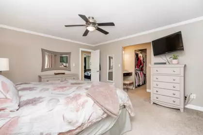 Entry Foyer Photo of 20151 37 Avenue, Langley, BC