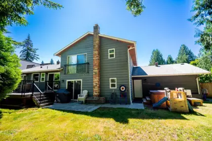 Garden / Landscaping Photo of 20151 37 Avenue, Langley, BC