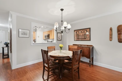 Kitchen Photo of 109 15270 17 Avenue, Surrey, BC