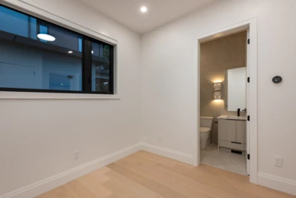 Basement Recreation Room Photo of 805 Prospect Street, Coquitlam, BC
