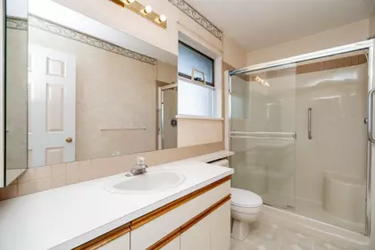 Powder Room Photo of 25 32659 George Ferguson Way, Abbotsford, BC