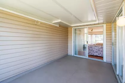 Staircase Photo of 25 32659 George Ferguson Way, Abbotsford, BC