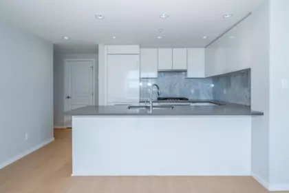 3603 5883 Barker Avenue, Burnaby, BC, Burnaby — Apartment/Condo for sale