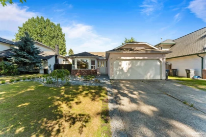 10306 167 Street, Surrey, BC, Surrey — Single Family Residence for sale