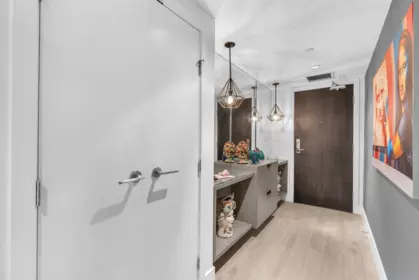 Guest Bathroom Photo of 1607 1550 Fern Street, North Vancouver, BC