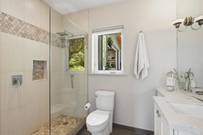 Primary Bedroom Photo of 3552 Beach Avenue, Roberts Creek, BC