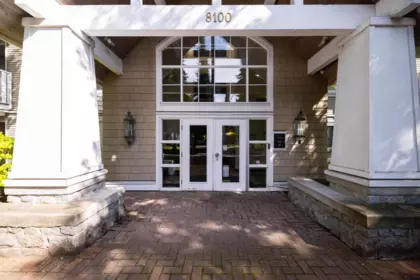 208 8100 Jones Road, Richmond, BC, Richmond — Apartment/Condo for sale