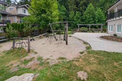 Front Yard Photo of 190 13898 64 Avenue, Surrey, BC