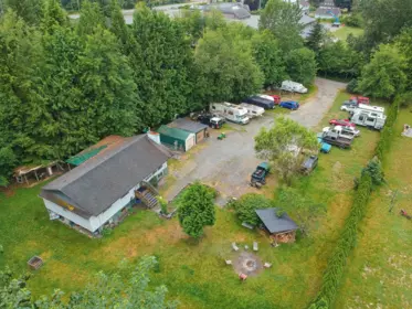 Garage Interior Photo of 33539 Dewdney Trunk Road, Mission, BC