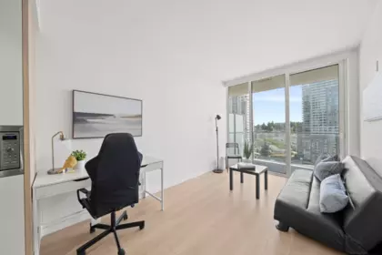 1307 567 Clarke Road, Coquitlam, BC, Coquitlam — Apartment/Condo for sale