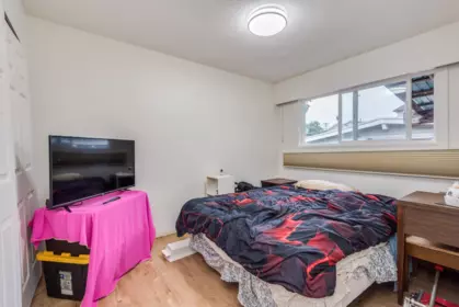 Office / Den Photo of 2031 Manning Avenue, Port Coquitlam, BC