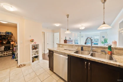 Primary Bathroom Photo of 314 8084 120a Street, Surrey, BC
