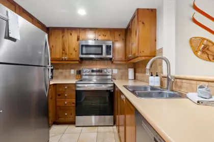 Kitchen Island Photo of 68 4355 Northlands Boulevard, Whistler, BC