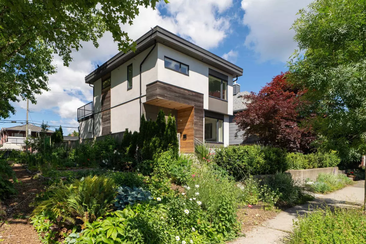 Exterior Rear Photo of 5325 Chester Street, Vancouver, BC
