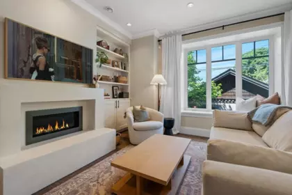 533 E 11th Avenue, Vancouver, BC, Vancouver — Half Duplex for sale