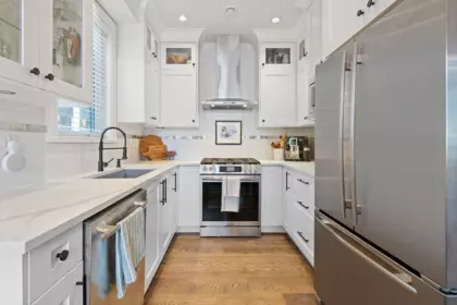 Pantry Photo of 533 E 11th Avenue, Vancouver, BC