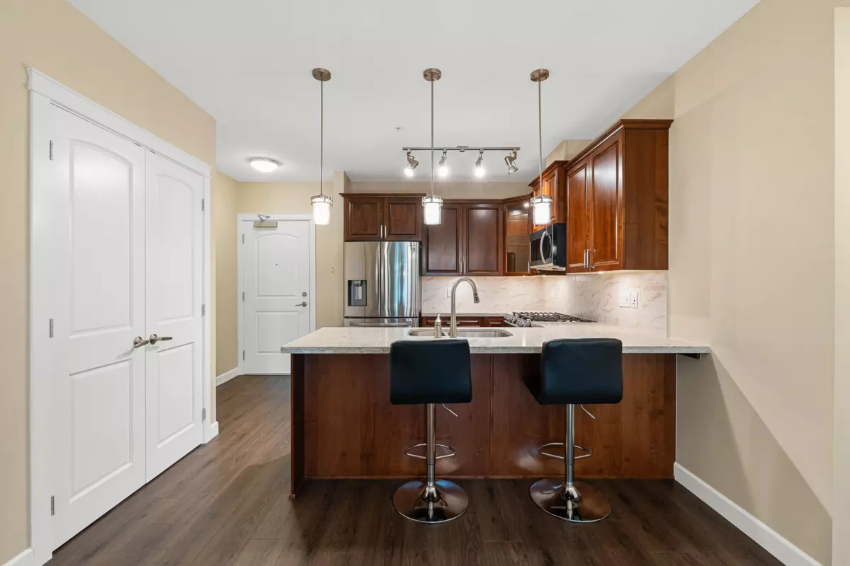 Dining Area Photo of 302 8561 203a Street, Langley, BC