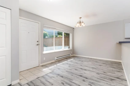 132 Shoreline Circle, Port Moody, BC, Port Moody — Townhouse for sale
