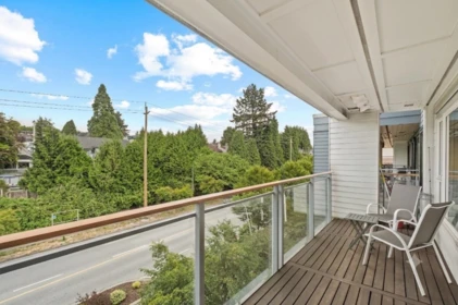 Kitchen Photo of 414 221 E 3rd Street, North Vancouver, BC