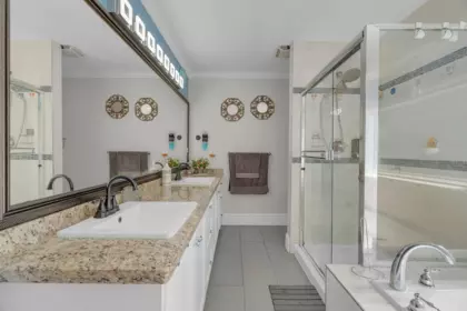 Mudroom Photo of 5840 134 Street, Surrey, BC