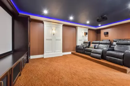 Fitness Center Photo Near 13421 55a Avenue, Surrey, BC