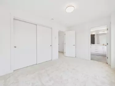 Primary Bathroom Photo of 96 4337 Boundary Road, Richmond, BC