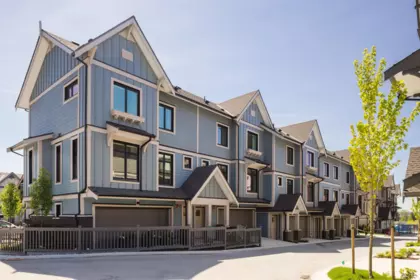 165 6951 204 Street, Langley, BC, Langley — Townhouse for sale