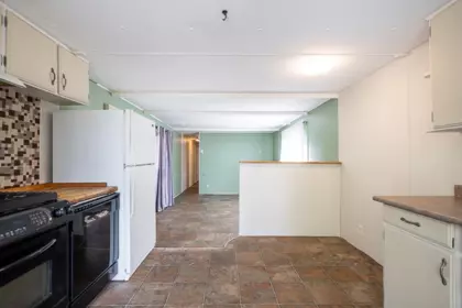 Kitchen Photo of 72 21163 Lougheed Highway, Maple Ridge, BC