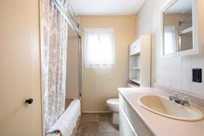Mudroom Photo of 72 21163 Lougheed Highway, Maple Ridge, BC